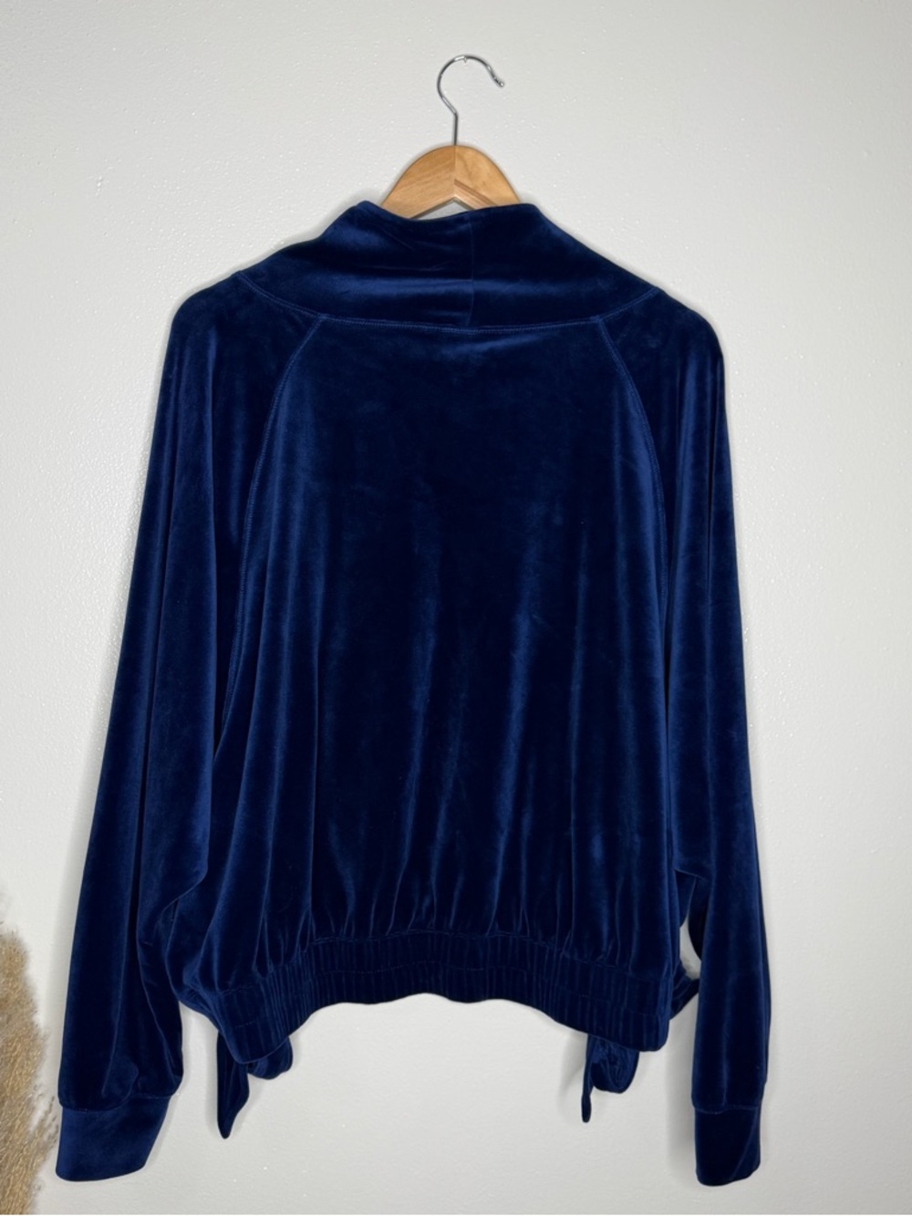 Anthropologie Daily Practice‎ Velvet Blue Pulllover Sweatshirt - Picture 8 of 11